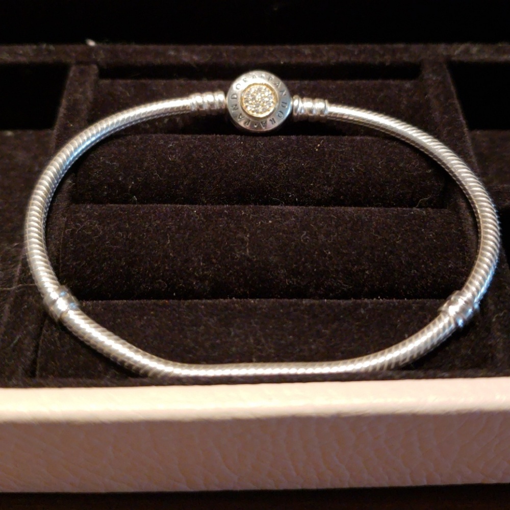 Pandora Moment Logo Bracelet